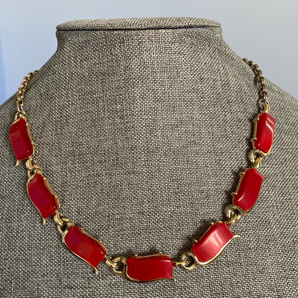50’s/60’s Thermoset Vintage Red and Gold Necklace